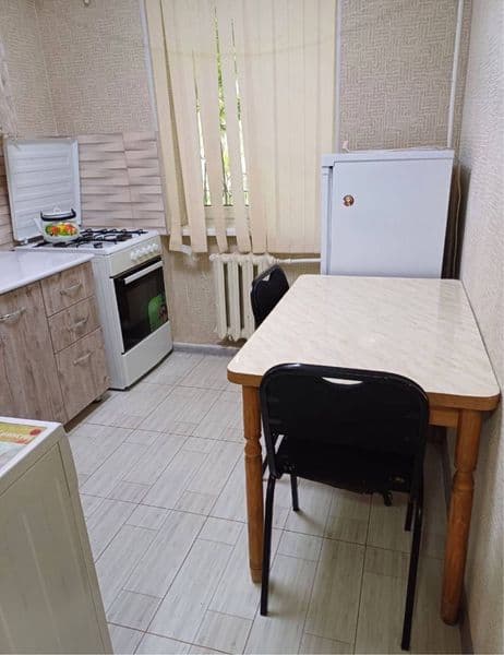 Мирзо-Улугбекский Район<br />
Художников <br />
Буз Базар<br