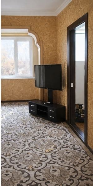 2 xonali uy yosh oila bn sheriklikka 3 ta qiz olinadi  1 ta 