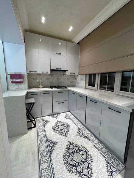 Сдаётся шикарная 4-комнатная квартира в Ц-5 Санузла 2<br />
 — фото 4