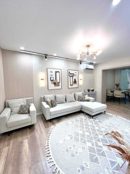 СРОЧНО СДАЕТСЯ!!!<br />
<br />
Район: Яккасарайский <br />
А