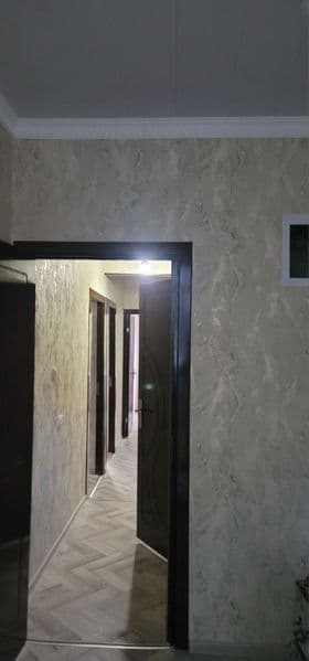 кора камиш 2/4 оилмпия 3 хона 1 этаж пустой уй 400$ га оилаг