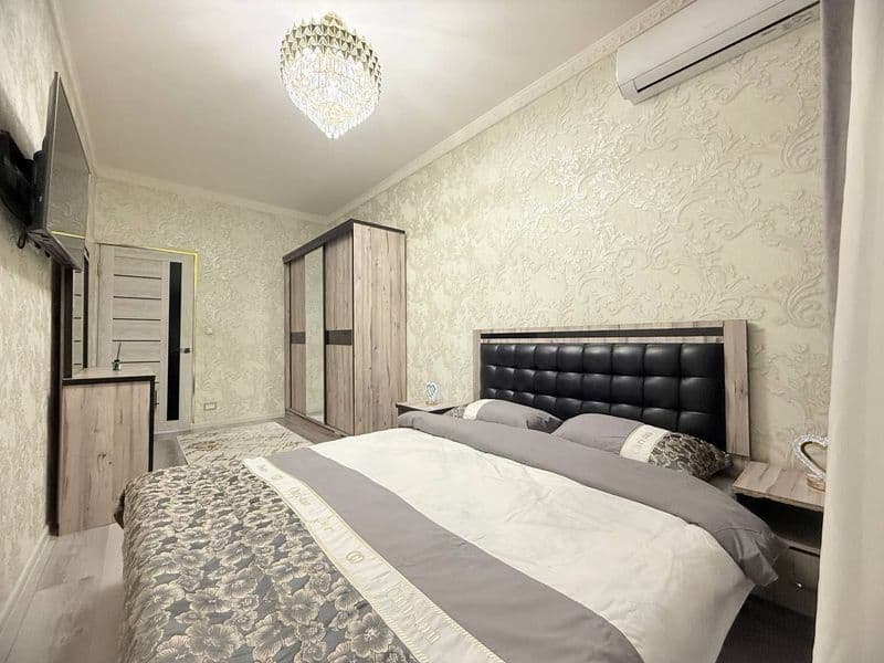 Ijaraga kvartira bor Olmazor Chorsu metro yaqinda 1 xona uy 