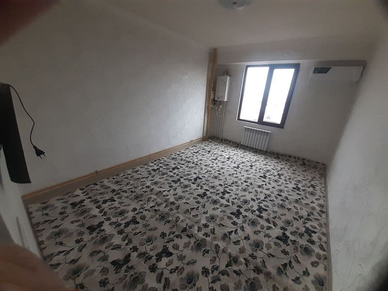 СРОЧНО СДАЁТСЯ<br />
НОВОСТРОЙКА <br />
Комнат-1<br />
Этаж- — фото 2