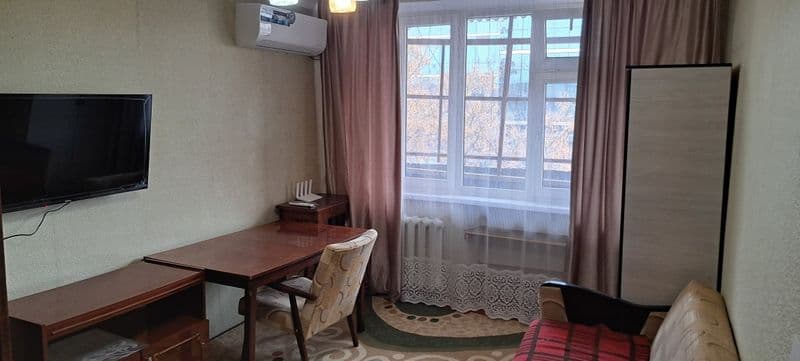 1-комн 1/5/5 ул. Аккурган (Новомосковская)<br />
На долгий с