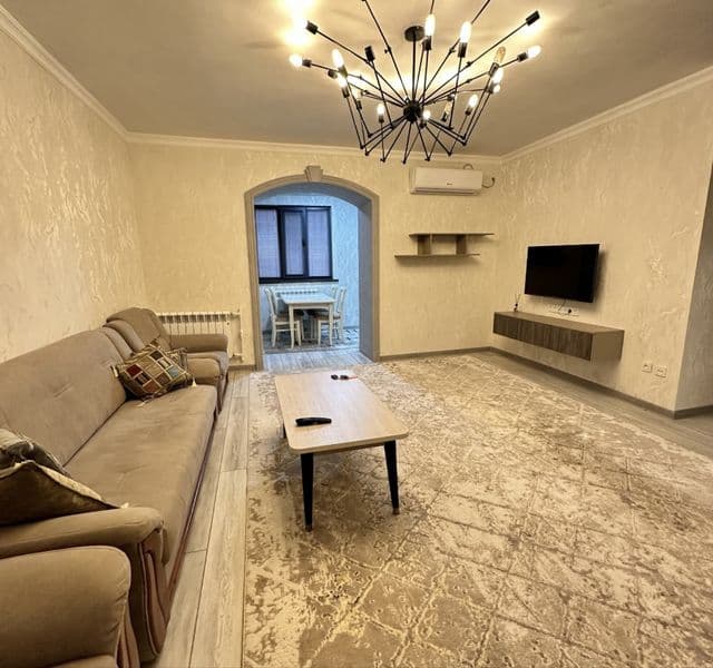 Аренда Ойбек метро<br />
GRAND HOTEL<br />
4xona<br />
1-eta