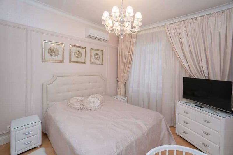 Сдаётся квартира на в центре!<br />
Ойбек <br />
7 этажный д — фото 2