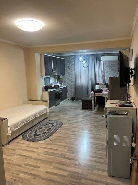 Сдается квартира<br />
<br />
 Мирзо Улугбекский район<br />