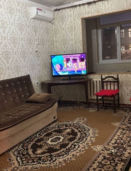 Сдаю квартиру !<br />
Юнусабад -7 квартал 1-2/3/4 , мебель +