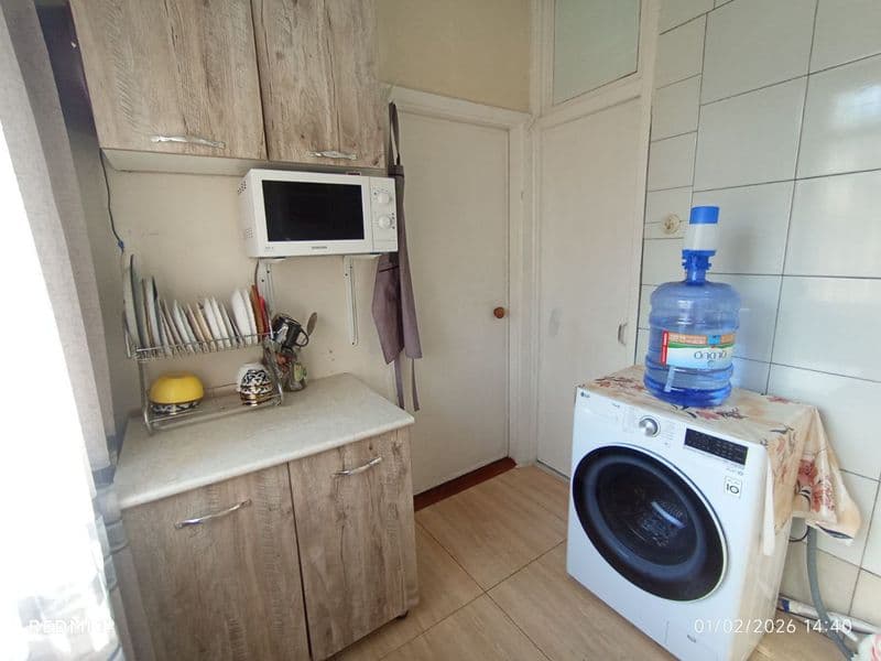 Sirtqi (zavuchniy)da oʻqiydigan bitta bola olinadi. Jami 5 k