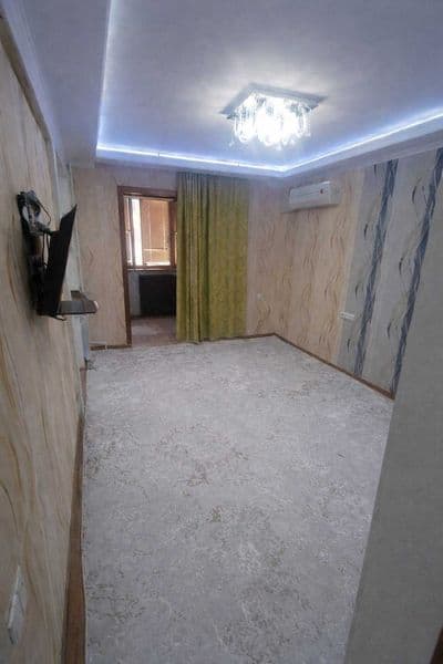 Сдаётся уютная квартира на длительный срок.<br />
1 комнатна