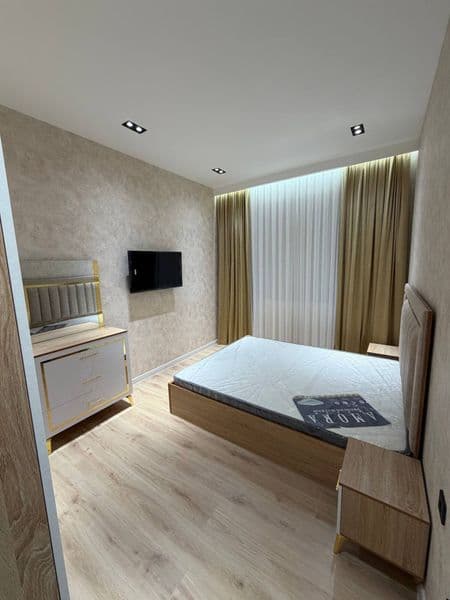 Olmazor tumani Navastroyka domda kvartira arendaga beriladi 