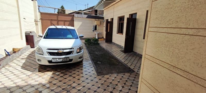 Bitta xonasi 2000000 som<br />
Gaz svet hammasi ichida — фото 5