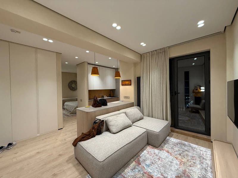 ЖК Инфинити 2/10/12 площадь 60кв цена 800 y.e<br />
<br />
+