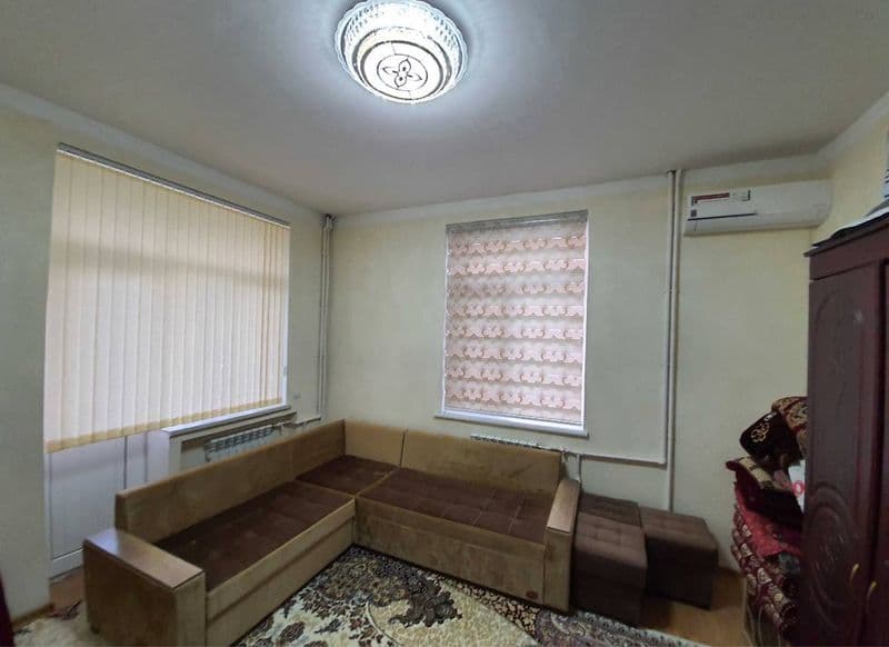 Хамид Олимжон<br />
Рядом с акай сити<br />
1/6/8<br />
42 м