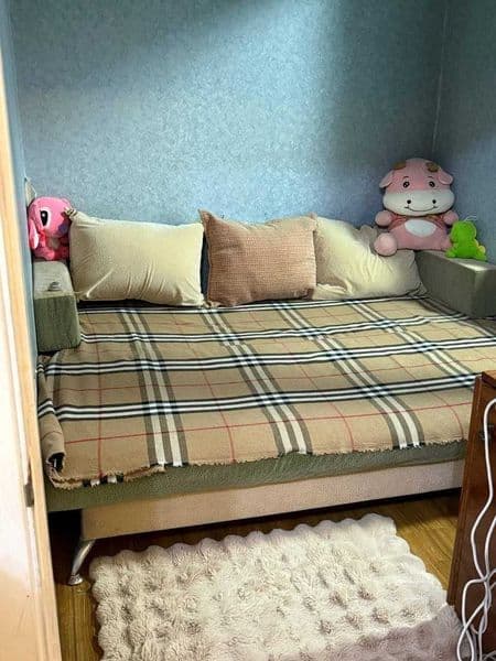 Квартира на Ташсельмаше , напротив цветочного базара Боткина — фото 2