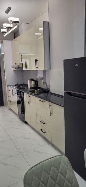 Чиланзар 2 квартал 1-комнатная переделан в2 комнатную 7 этаж