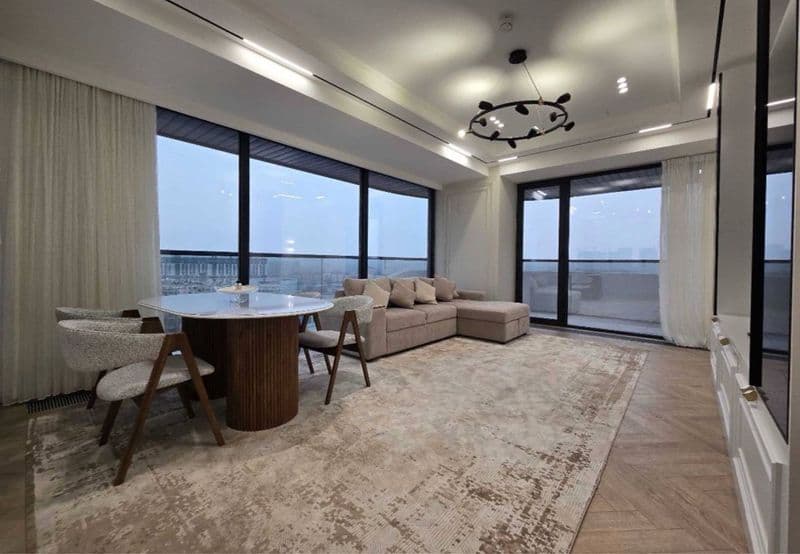 Элитный апартамент<br />
Район: Шайхантахур <br />
2/11/27<b