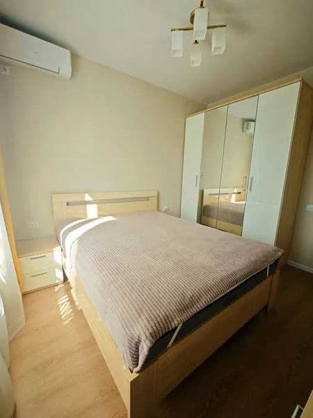 • Район: Яшнабадский<br />
• Адрес: улица Махтумкули<br />
•