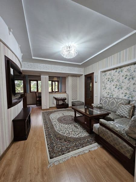 Сдается своя квартира в самом центре города. Ц-1 детский мир