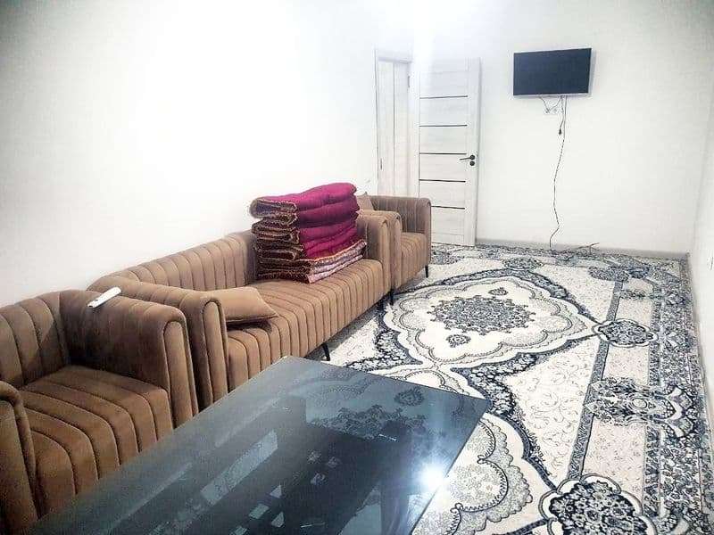 Янги Дархон 1 да 2 хонали квартира ижарага берилади<br />
<b