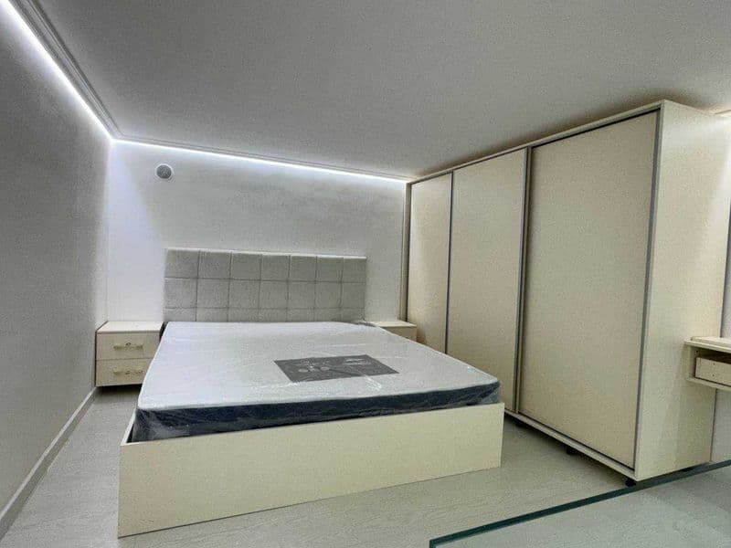 Сдается квартира с красивым ремонтом<br />
<br />
 Район: Ми