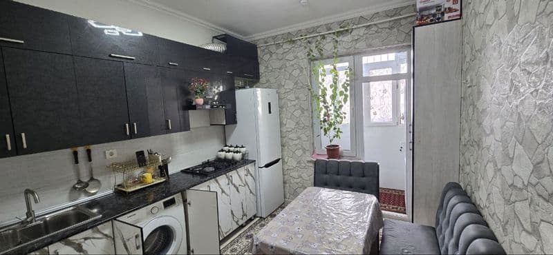 Yashnobod Olmosda ijaraga kvartira bor. Yangi uy toza, barch