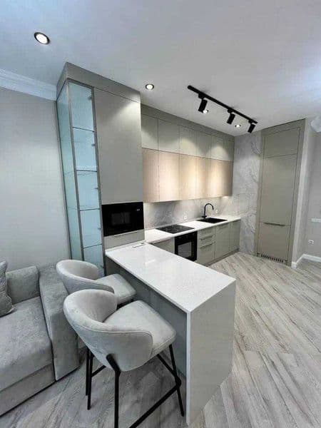 Сдаётся просторная 3-комнатная квартира в современном жилом  — фото 2