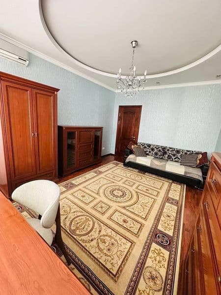 Дархан. Рядом с метро Пушкинская <br />
<br />
Просторная и  — фото 3