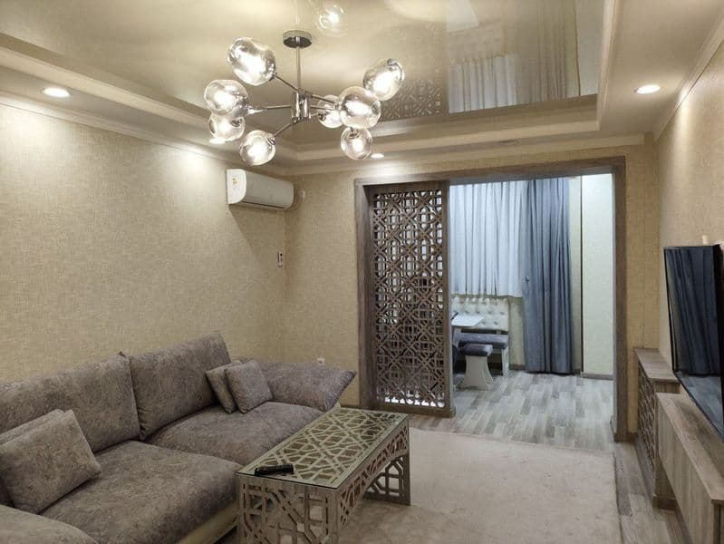 Сдаётся 2 комнатная, с Евро ремонтом с мебелью и техникой вс